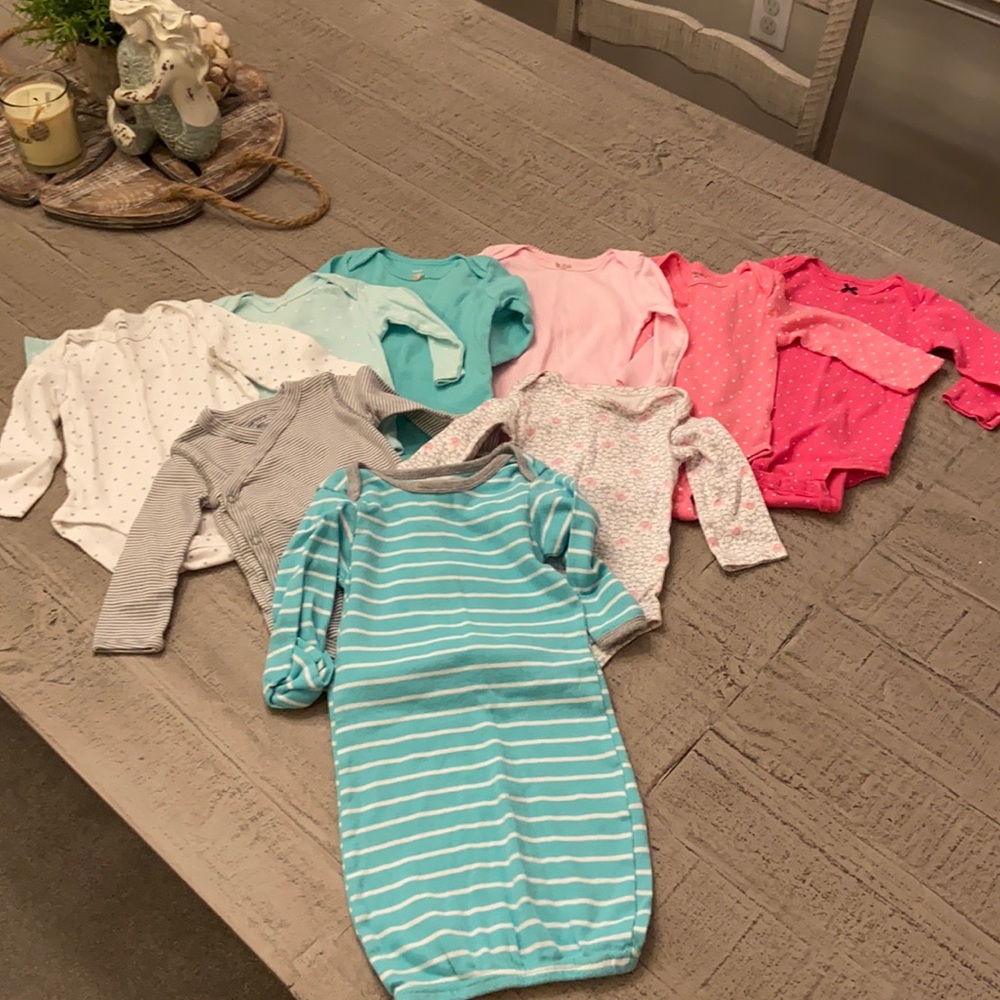 Bundle of (8) Long Sleeve Onesies and 1 Gown
